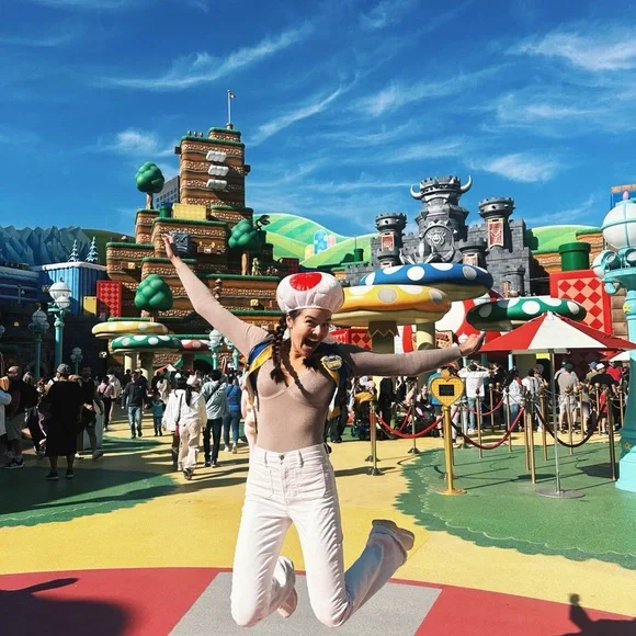 Toad (super mario bros) mushroom hat and vest - Picture 6 of 6